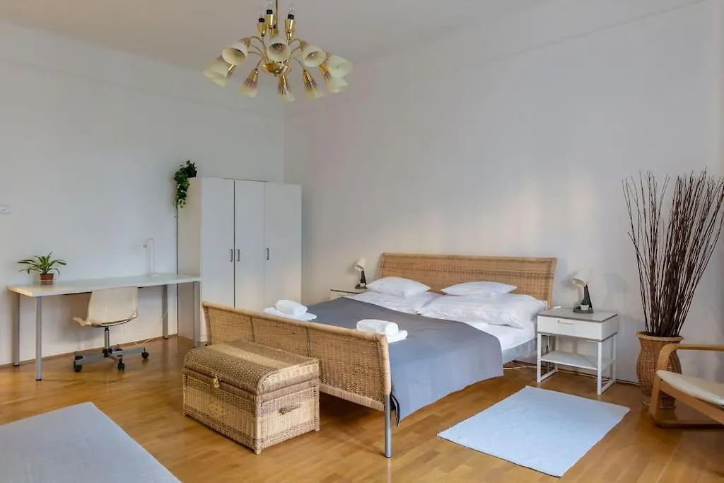 B333 Apartment - In The Heart Of The City Budapest